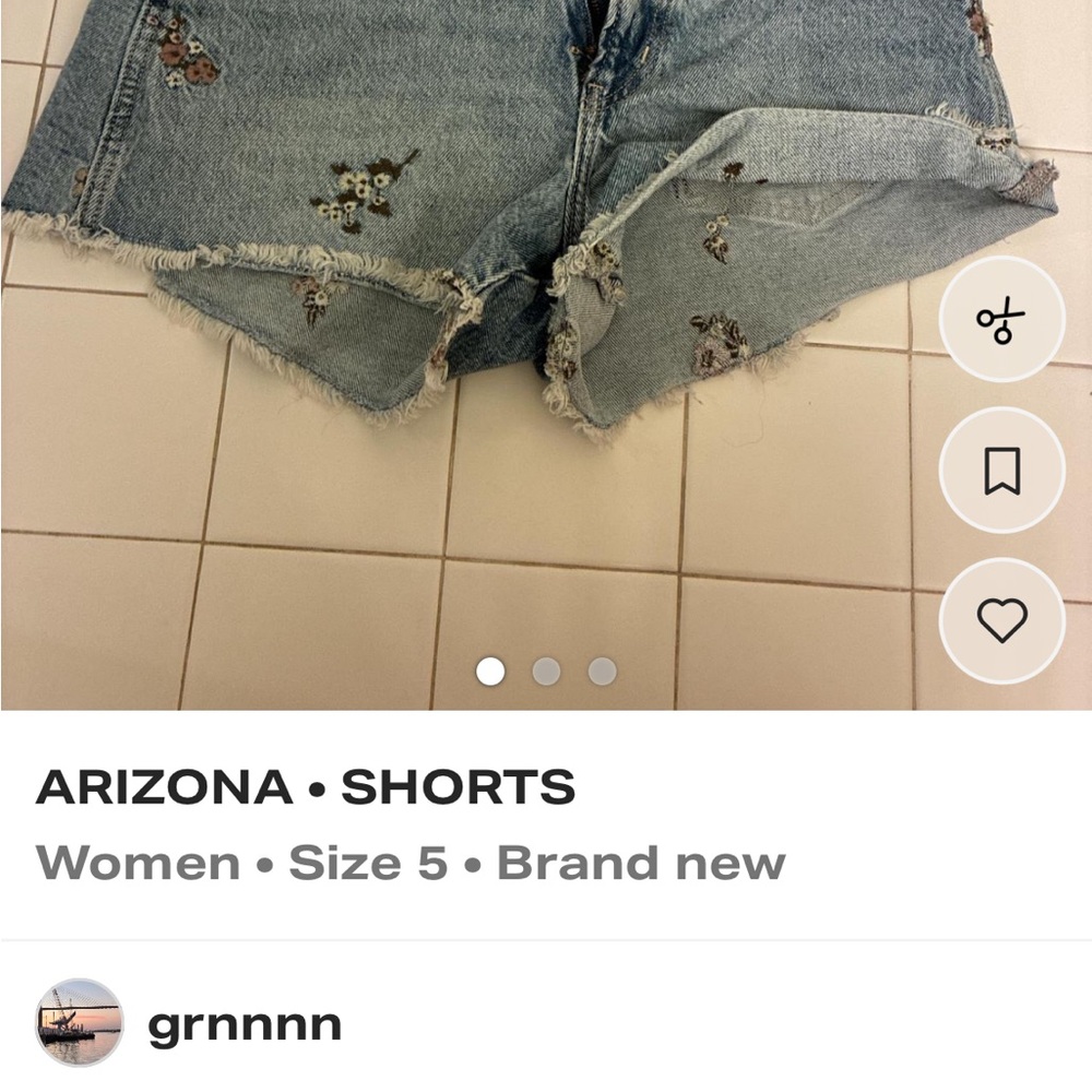 Arizona Jean Company Women's Floral Embroidered Jean Shorts - Light Blue